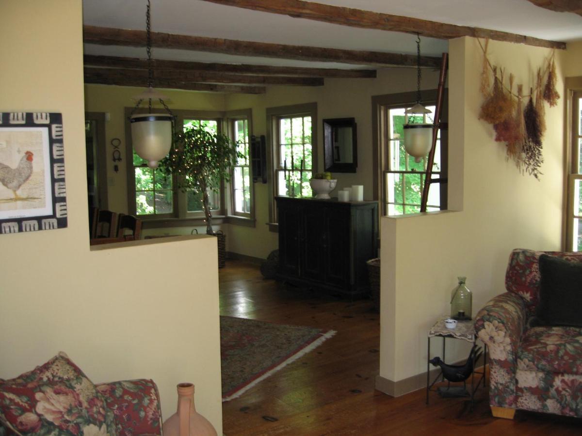 Clinton Corners B&B On Seven Acres With Private Bed & Bath מראה חיצוני תמונה