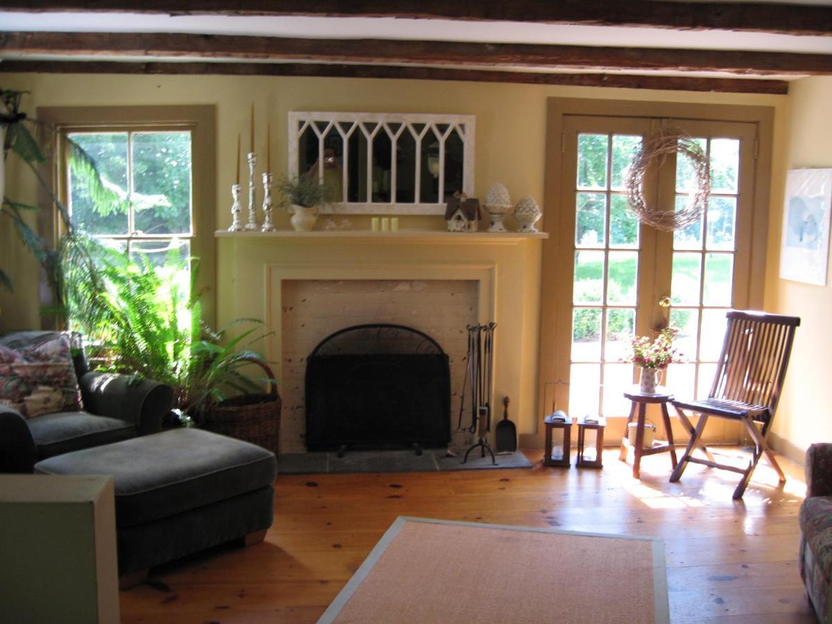 Clinton Corners B&B On Seven Acres With Private Bed & Bath מראה חיצוני תמונה